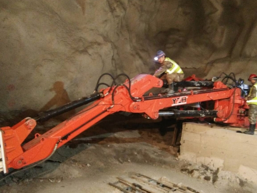 YZH Static Rockbreaker System