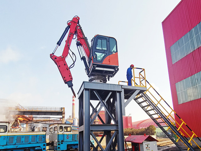 Custom Pedestal Booms
